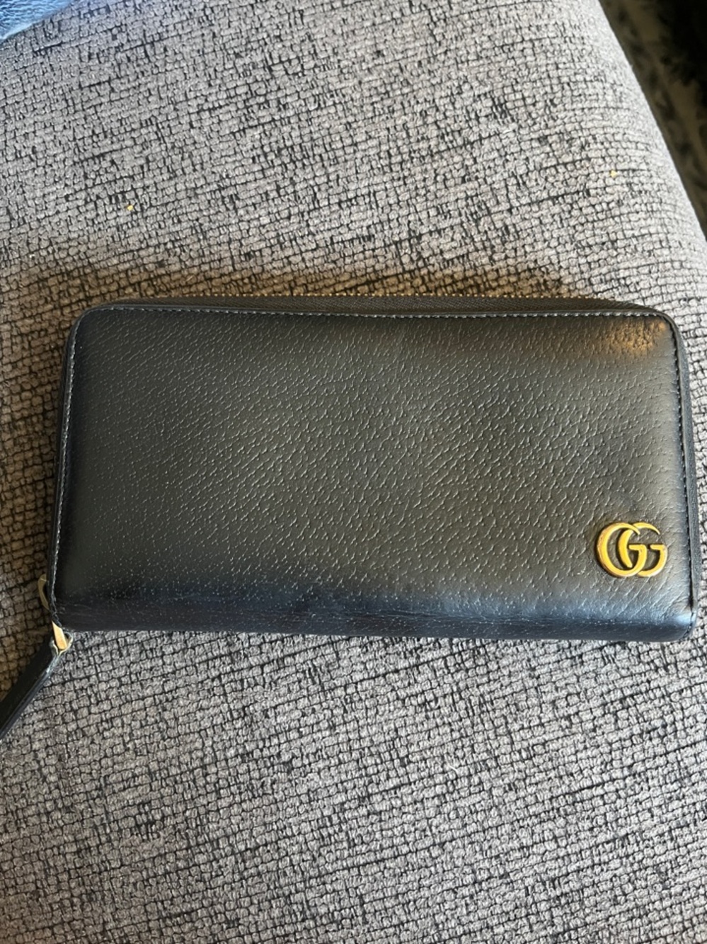 Gucci Black Leather Long Zip Wallet with Gold Double G Emblem Logo Marmont